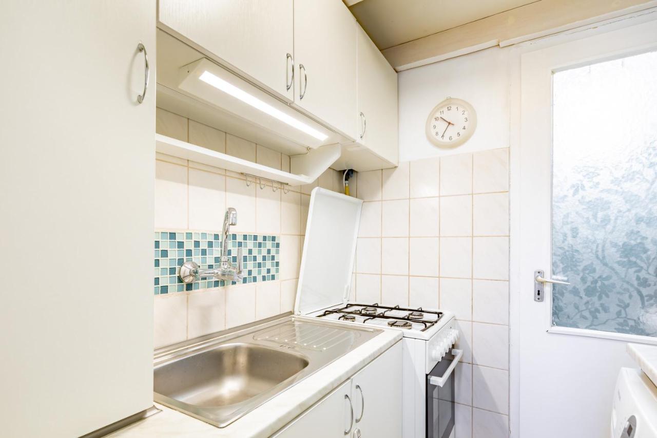 Cute Little Apartment Next To Margaret Island บูดาเปสต์ ภายนอก รูปภาพ